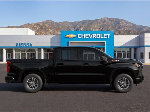 New 2026 Chevrolet Silverado 1500 RST AWD/4WD image 3