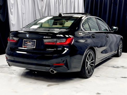Used 2021 BMW 330i xDrive Sedan w/ Convenience Package image 6