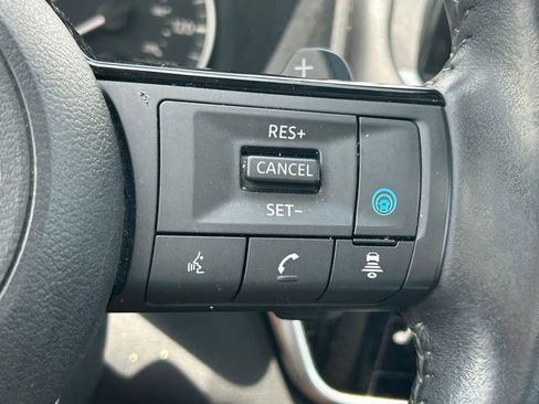 Used 2023 Nissan Rogue SL w/ SL Premium Package FWD image 28