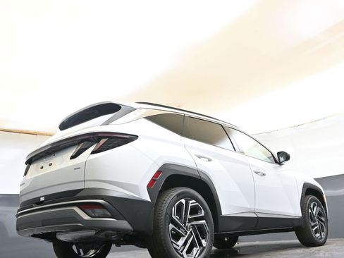 New 2026 Hyundai Tucson Limited image 44