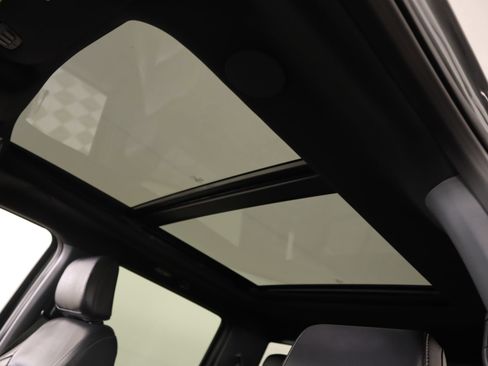 Used 2025 Ford F150 Lariat w/ Equipment Group 502A High image 17