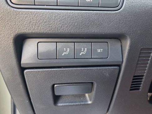 Used 2024 MAZDA MAZDA3 s AWD/4WD image 35
