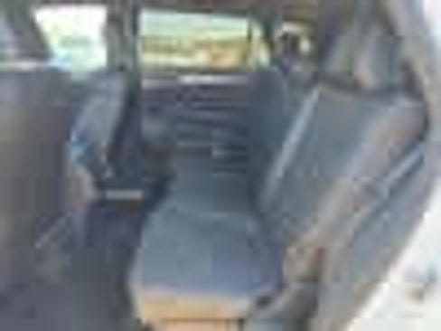 Used 2024 Volkswagen Atlas Cross Sport SE w/ Panoramic Sunroof Package FWD image 12