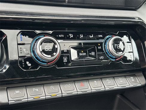 New 2026 GMC Sierra 1500 AT4X w/ AT4X AEV Edition image 13