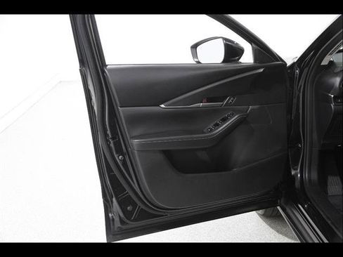 Certified 2023 MAZDA CX-30 AWD 2.5 S w/ Select Package image 4