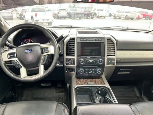 Used 2017 Ford F350 Lariat w/ Lariat Ultimate Package image 10