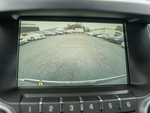 Used 2017 GMC Terrain SLE image 19