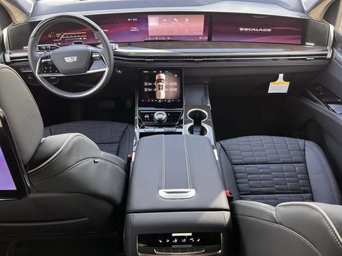 Certified 2026 Cadillac Escalade Platinum Sport image 13