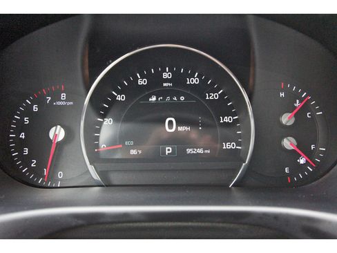 Used 2016 Kia Sorento SX FWD image 17
