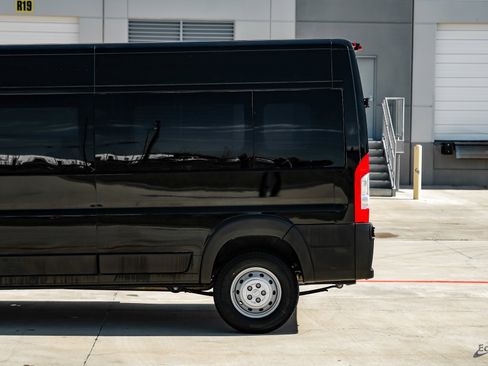 Used 2020 RAM ProMaster 2500 image 7