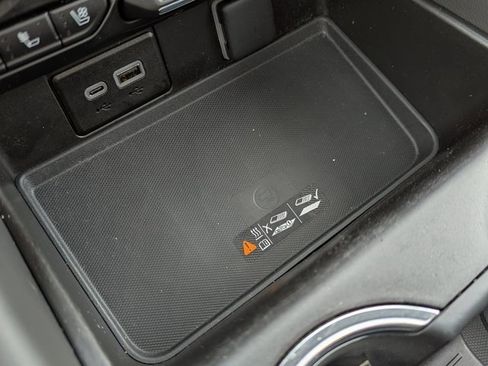 Used 2023 Chevrolet Tahoe Premier w/ Premium Package 2 image 13