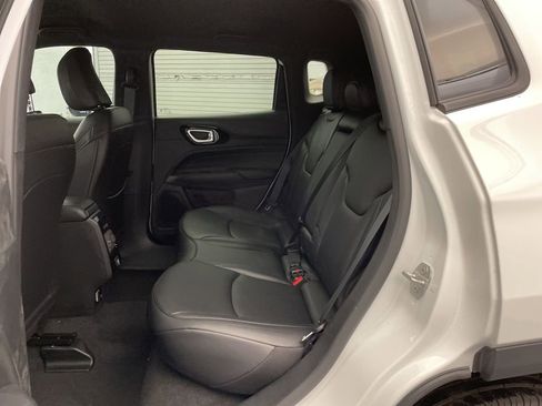 New 2026 Jeep Compass Limited image 15