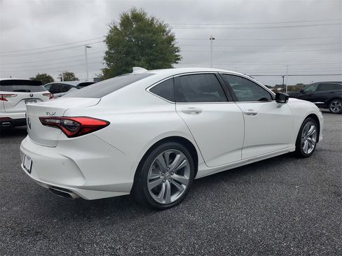 Certified 2022 Acura TLX w/ Technology Package image 5