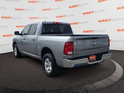 Used 2021 RAM 1500 Classic SLT AWD/4WD image 3