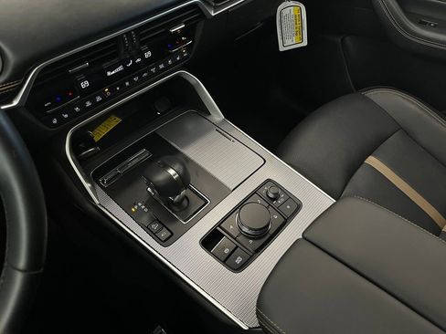 Certified 2025 MAZDA CX-70 3.3 Turbo S w/ Premium Package image 27