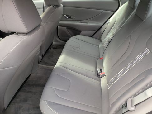 Certified 2023 Hyundai Elantra SEL w/ Convenience Package image 21