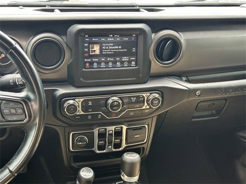 Used 2021 Jeep Wrangler Unlimited Sport image 27