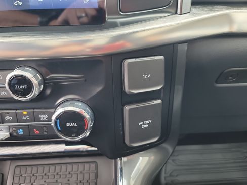 Used 2023 Ford F150 Lariat w/ Equipment Group 502A High AWD/4WD image 34