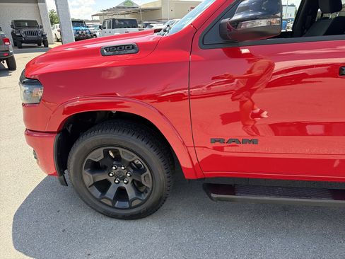 Used 2025 RAM 1500 Big Horn AWD/4WD image 12