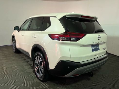 Used 2021 Nissan Rogue SV image 5