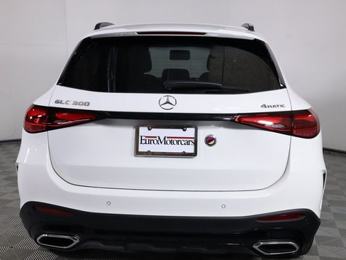 Certified 2025 Mercedes-Benz GLC 300 4MATIC image 5