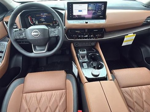 New 2026 Nissan Rogue Platinum w/ Platinum Premium Package image 24