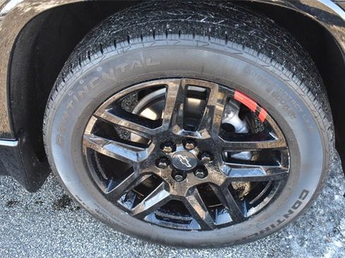 Certified 2023 Chevrolet Traverse Premier w/ Redline Edition image 11