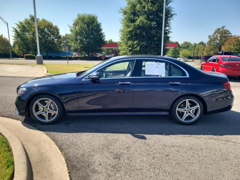 Used 2018 Mercedes-Benz E 300 image 6