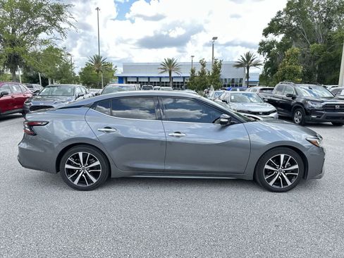 Used 2023 Nissan Maxima SV w/ Floor Mat Group FWD image 7