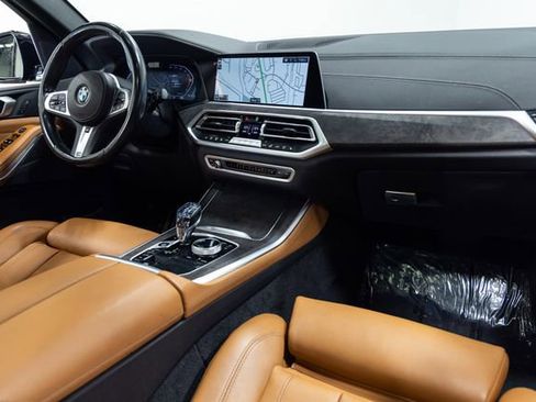 Used 2022 BMW X5 xDrive40i w/ M Sport Package AWD/4WD image 26