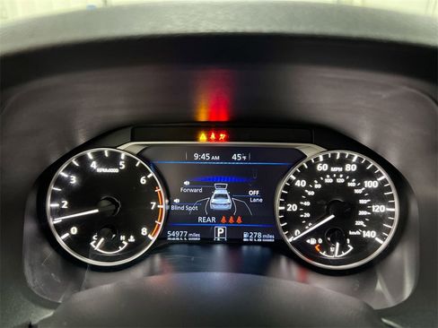 Used 2023 Nissan Altima 2.5 SV image 12