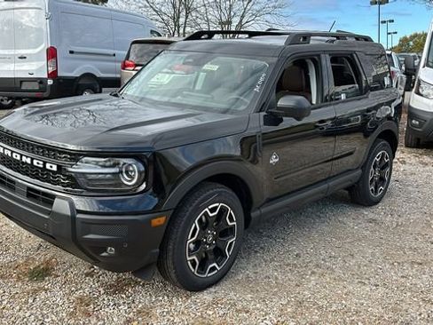 New 2025 Ford Bronco Sport Outer Banks w/ Outer Banks Tech Package+ AWD/4WD image 2