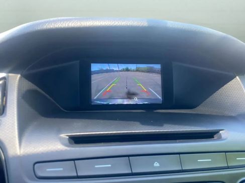 Used 2015 Ford Focus SE FWD image 18