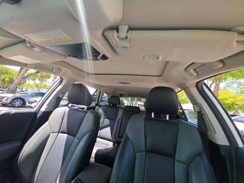 Used 2020 Subaru Outback Onyx Edition XT AWD/4WD image 6