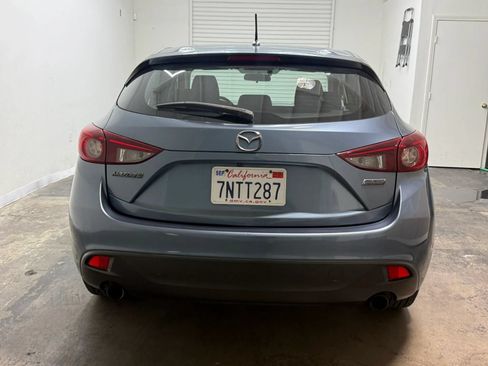 Used 2016 MAZDA MAZDA3 i Sport w/ Preferred Equipment Package FWD image 9