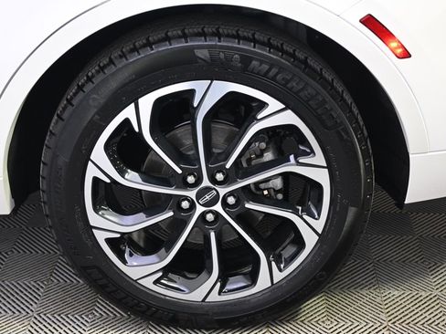 New 2026 Lincoln Nautilus Reserve image 20