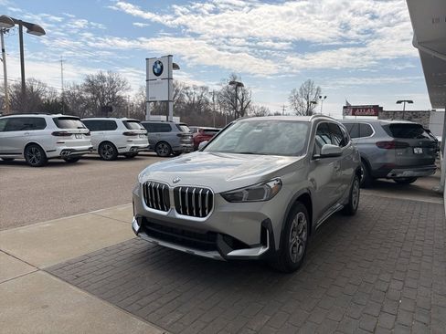 New 2026 BMW X1 xDrive28i w/ Convenience Package AWD/4WD image 3