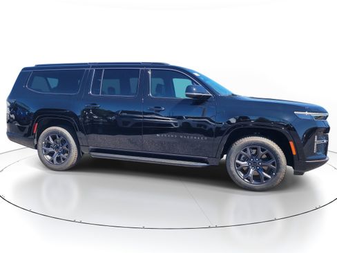 New 2026 Jeep Grand Wagoneer L Limited AWD/4WD image 5