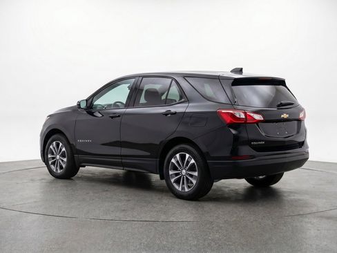 Used 2025 Chevrolet Equinox LT FWD image 6