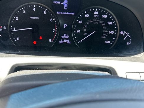 Used 2014 Lexus LS 460 w/ Comfort Package RWD image 21