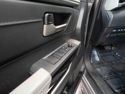 Used 2023 Toyota Tundra Limited image 7