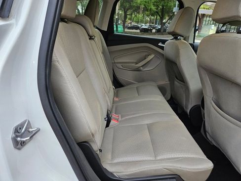 Used 2017 Ford Escape SE w/ Equipment Group 201A image 17