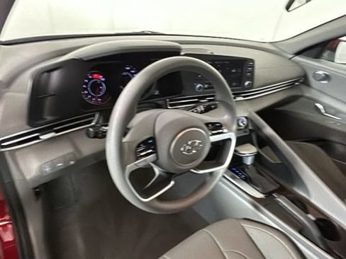 Used 2023 Hyundai Elantra SEL w/ Cargo Package FWD image 14