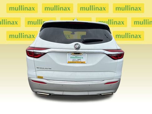 Used 2020 Buick Enclave Essence w/ Sound and Sites Package image 9