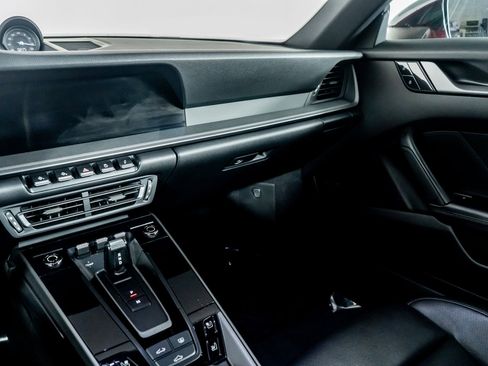 Used 2020 Porsche 911 Carrera 4S w/ Sport Package image 44
