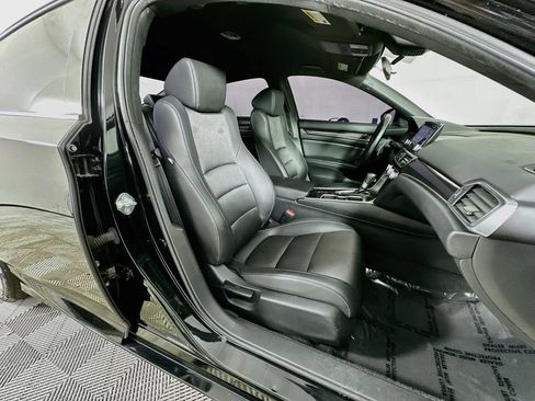 Used 2021 Honda Accord Sport image 32