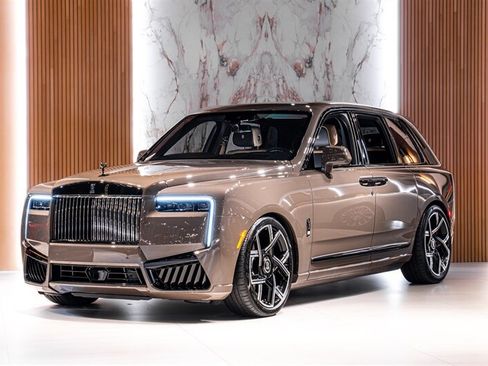 Used 2027 Rolls-Royce Cullinan Black Badge AWD/4WD image 1