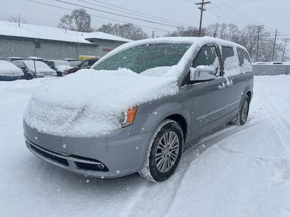 Used 2013 Chrysler Town & Country Touring-L w/ Driver Convenience Group
