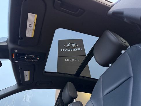 Used 2019 Audi Q8 Prestige image 2