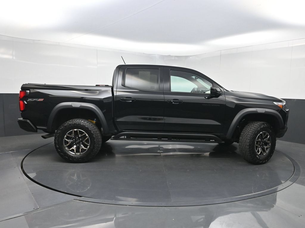Used 2023 Chevrolet Colorado ZR2 w/ ZR2 Convenience Package III AWD/4WD image 43